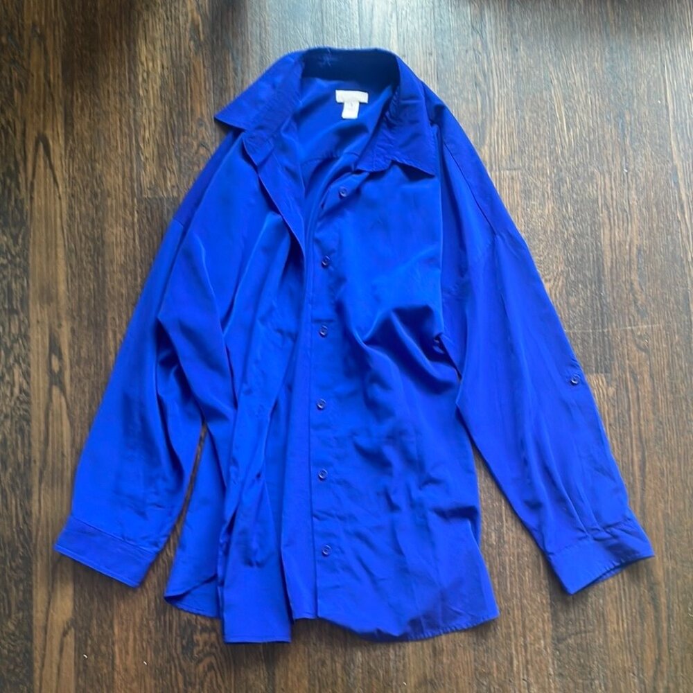 Chicos Royal Blue Button Down Shirt Size 1 Long Sleeve Classic Collar
